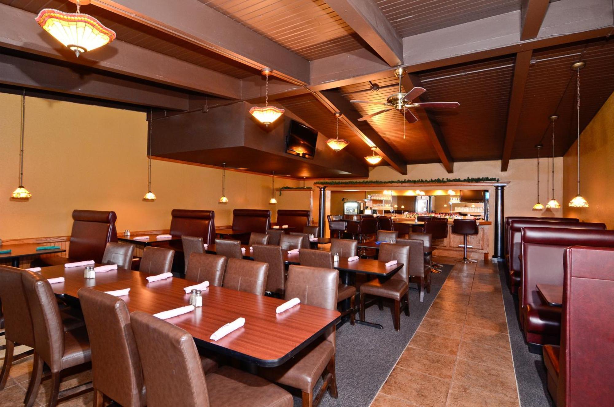 Americas Best Value Inn Iola Екстериор снимка