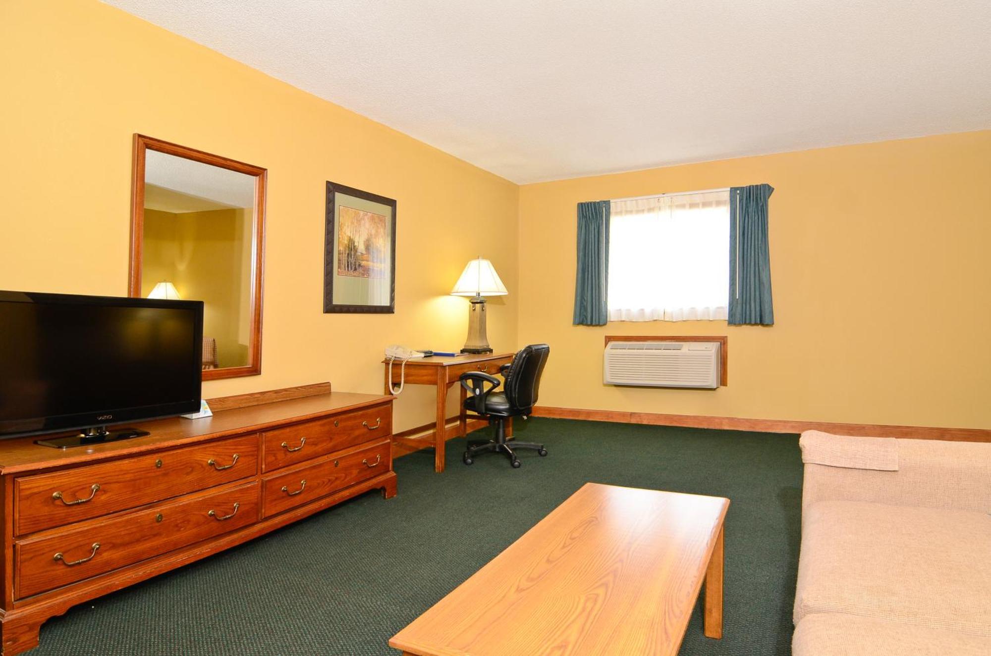 Americas Best Value Inn Iola Стая снимка
